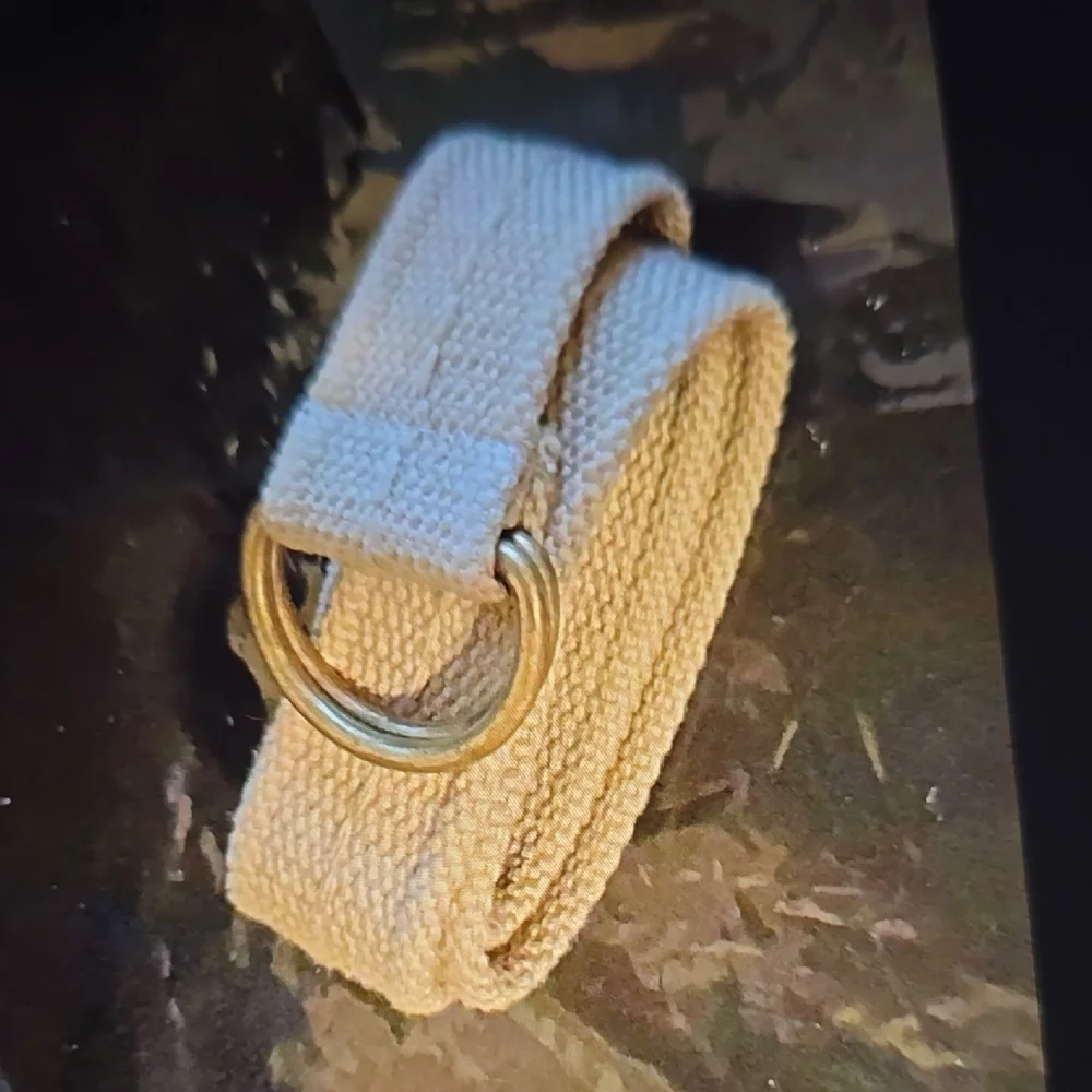 Kids Canvas Belt Like New 29 Inch